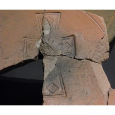 Terra Sigillata Africana Platter/bowl fragment, cross